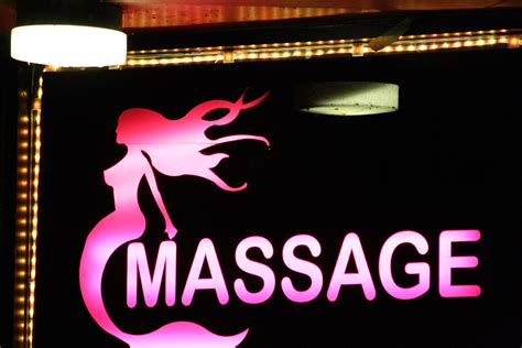 Massage érotique Maison de prostitution Thiais